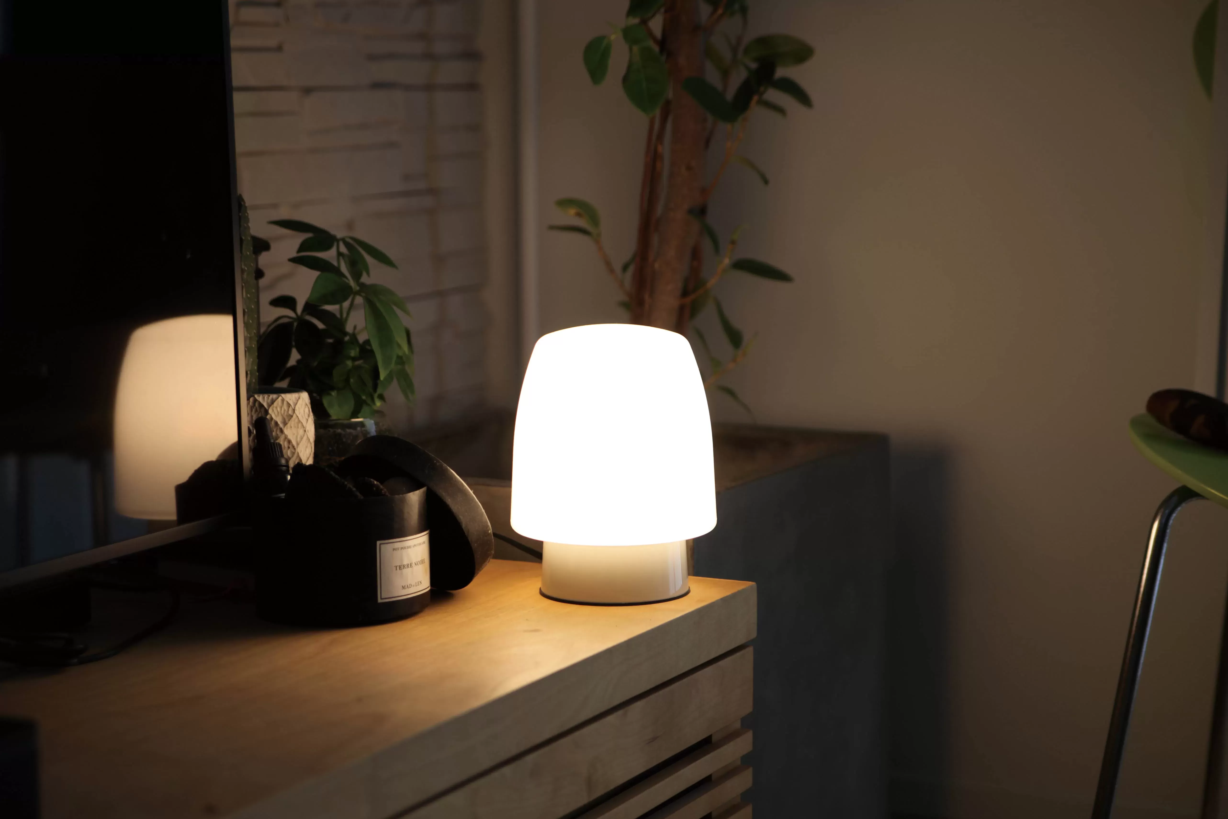 COLUMN LIGHT STRAIGHT TYPE